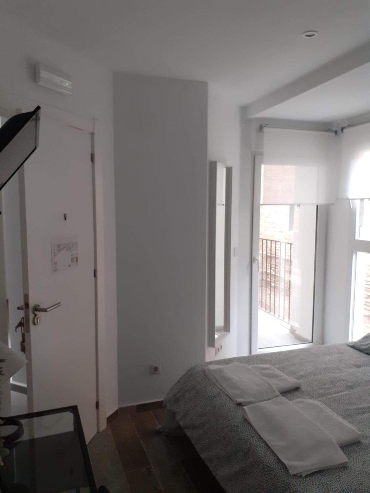 Serrano Home Βαλένθια Δωμάτιο φωτογραφία